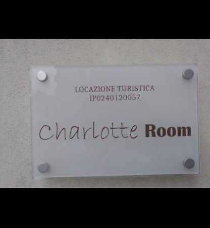 Charlotte Room Bassano del Grappa Exterior foto